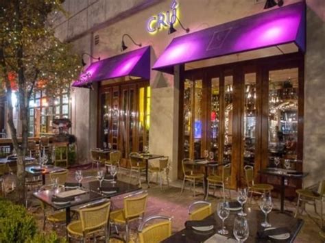 You can share tasty beignets and good crème brûlée with your friends and have a good time. Join the Happy Hour at Cru Wine Bar in Austin, TX 78701
