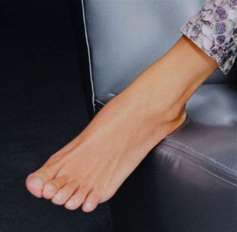 Celebrity Toes Telegraph