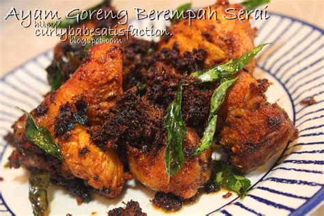 Indonesian fried rice with ayam goreng berempah and sambalado is of the best ideas for lazy sunday lunch. Curlybabe's Satisfaction: Nasi Kerabu Biru, Ayam Goreng ...