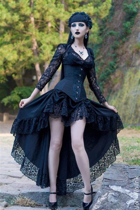 Gothic Fashion For All Those Individuals That Take Pleasure In Dressing In Gothic Style Fashion