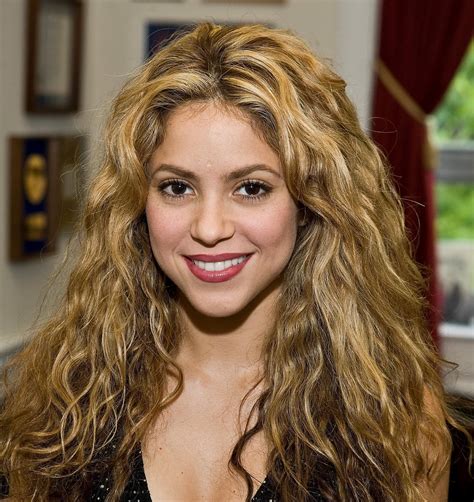 Shakira Chega Aos 15 Milhões De Seguidores No Twitter Total Shakira