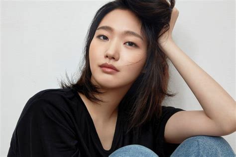 Kim Go Eun và sự nghiệp đóng phim truyền hình đầy sóng gió sao