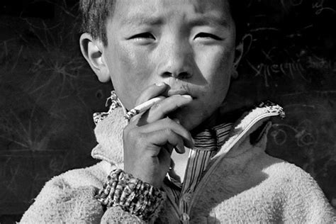 40 Foto Anak Kecil Merokok Gea Gambar