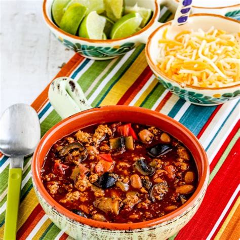Turkey Chili With Peppers Mushrooms And Olives Kalyn S Kitchen