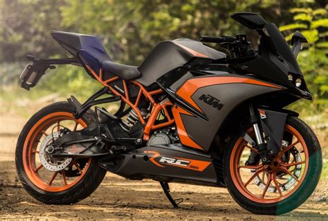 Honda is a japanese company and is known to bring some of the best bikes in india. Mega List: Top 20 Custom Bike Modifiers in India
