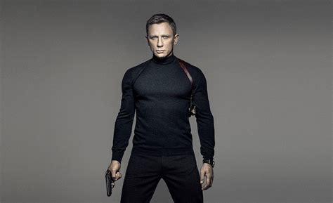 Spectre Trailer Daniel Craigs James Bond Is Haunted By The Past