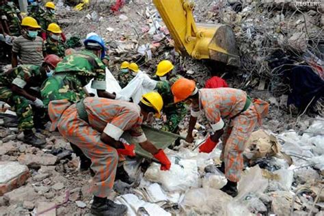 bangladesh building collapse woman rescued alive after 17 days