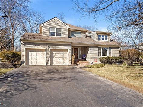 4 Pheasant Dr Lawrence Township Nj 08648 Zillow