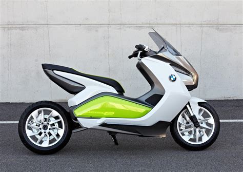 Bmw Concept E Maxi Scooter Electric Urban Mobility Asphalt And Rubber