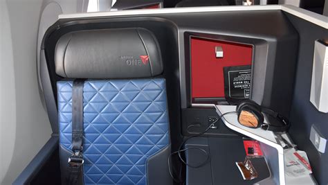 Delta One Suite Review Of Business Class Seats With Privacy Doors