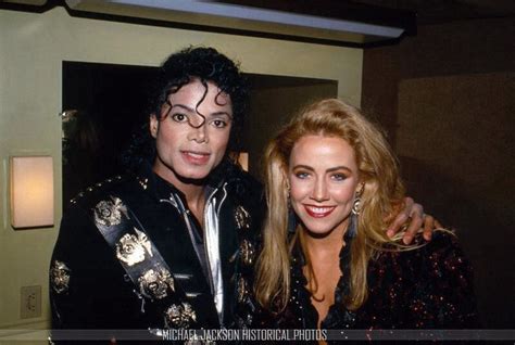 Michael Jackson And Sheryl Crow Backstage Of The Bad Tour Sheryl Crow Michael Jackson