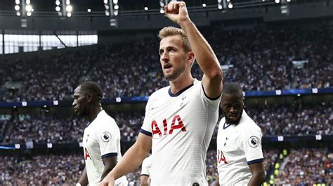 Arsenal fans are dubious that tottenham hotspur striker harry kane is an injury doubt for this weekend's north london derby. David Luiz vs Harry Kane - North London Derby 2019/20