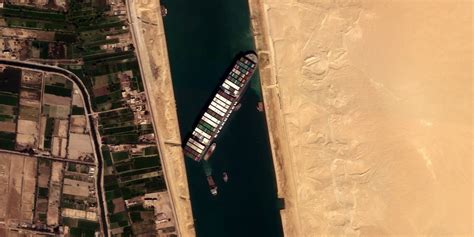 il blocco del canale di suez mostra i problemi del trasporto marittimo gwynne dyer