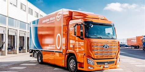 Hydrogen Truck Used By Gebrüder Weiss Proves Its Worth The Ev Report