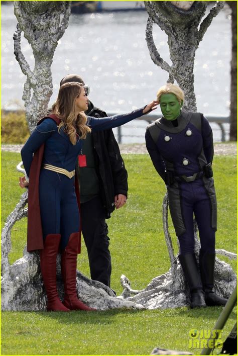Photo Melissa Benoist Supergirl Tied Up On Set 04 Photo 4538263