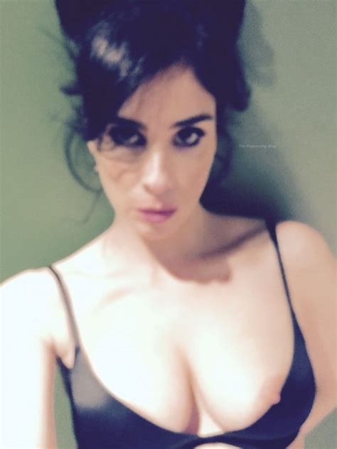Sarah Silverman Nude Leaked The Fappening 4 Photos Thefappening