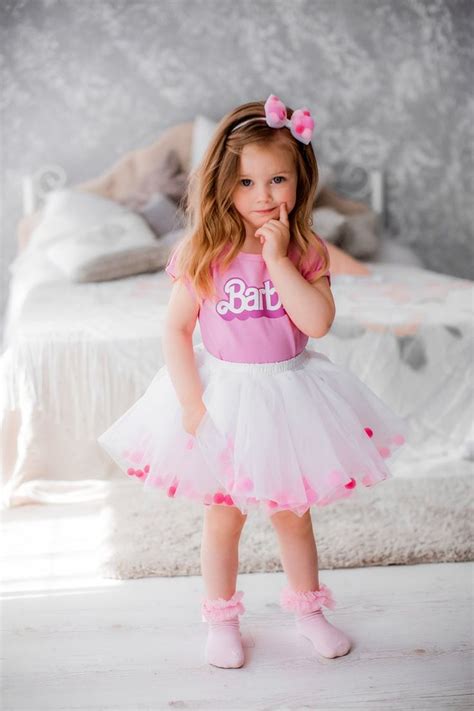 Barbie Birthday Dress White Tulle Skirt Flower Girl Outfit Etsy In 2020 Birthday Girl Outfit