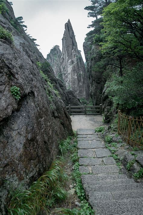 Best Hiking In China Huangshan Mountain Ultimate Guide Max Travel Blog
