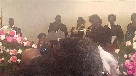 Adia Sings At Great Grandmothers Funeral Service Youtube