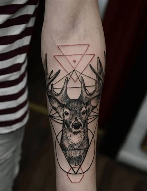 21 Amazing Geometric Deer Tattoo Designs Petpress Stag Tattoo