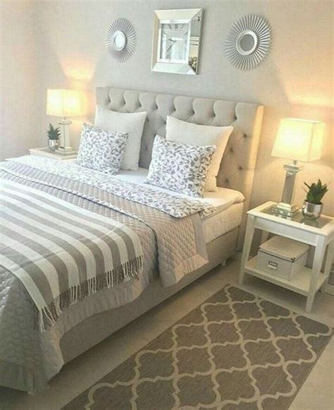 15 Cozy And Inviting Small Guest Bedroom Ideas