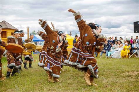 The Yakut Celebrate Their New Year By Worshiping The Summer Sun Photos