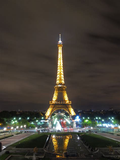 Pullman paris tour eiffel, paris. Images Gratuites : lumière, nuit, Paris, France, soir, la tour, point de repère, la tour Eiffel ...
