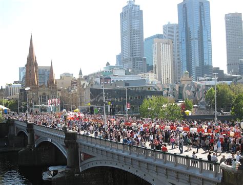 Moomba Parade Reflects On Cultural Diversity Abc Local Australian