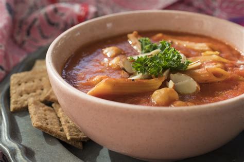Creamy Tomato Soup With Pasta And Chickpeas Coach Bj