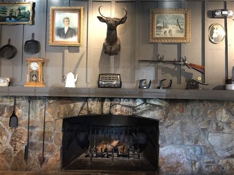 Now, larry says he loves visiting the old cracker barrel stores that his parents decorated, like stewarts ferry pike in nashville. Boondocking at Cracker Barrel