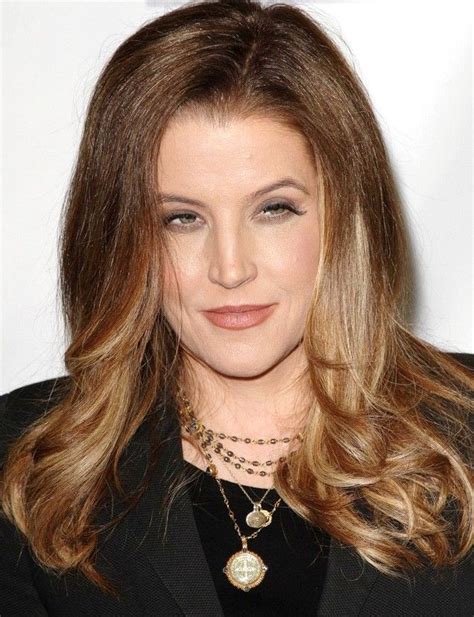 Fans, please take into consideration that we didn't break into lisa marie presley's bank accounts. Pin on Lisa Marie Presley