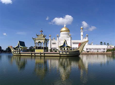 Brunei Tourist Places Bandar Seri Begawan City Pictures Cini Clips