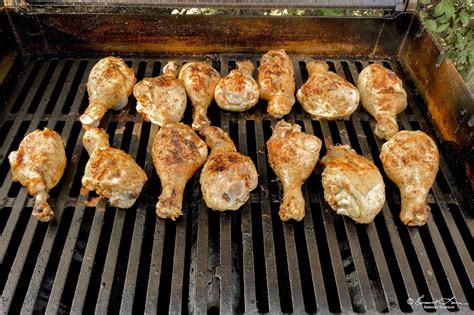 russ culinary adventures chicken thighs on the 22 5 weber kettle and chicken legs on the