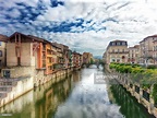 Castres France High-Res Stock Photo - Getty Images