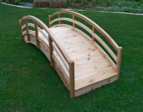 Red Cedar Traditional Arched Bridge