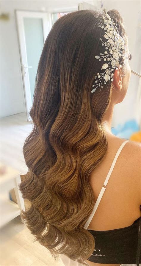57 Different Wedding Hairstyles For Any Length Hair Down Wavy Hollywood