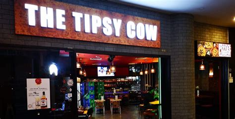 The Tipsy Cow Clarke Quay Central Burpple 19 Reviews Clarke