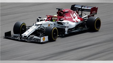 Diese winzigkeit trennte sebastian vettel im qualifying der formel 1 zum großen preis von aserbaidschan 2021 von einem einzug in das finale q3. VIDEO: Formel 2: Mick Schumacher in Qualifying von Baku ...