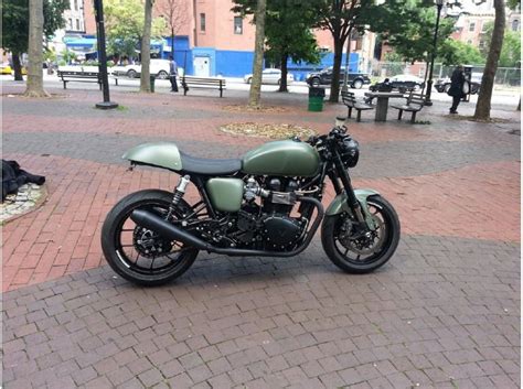 Triumph bonneville 900 scrambler service history arrow pipes. 2012 Triumph Thruxton SPECIAL EDITION for sale on 2040-motos