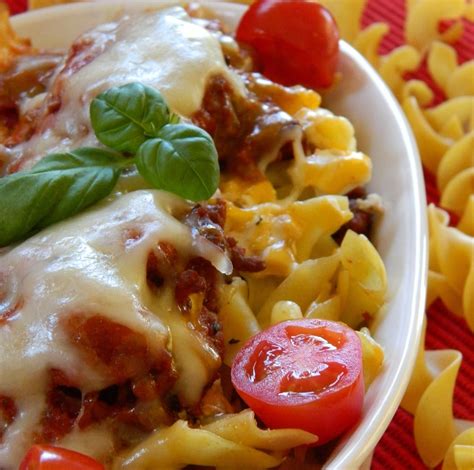 Ground beef is a convenient way to include protein in your diet, and it contains important vitamins and but ground beef can be high in calories and saturated fat, and a high intake of red meat can come the vegetables add volume to your meal, and the seasonings add flavor without added sugar. 22 Deliciously Different Things to Do with 1 Pound of ...