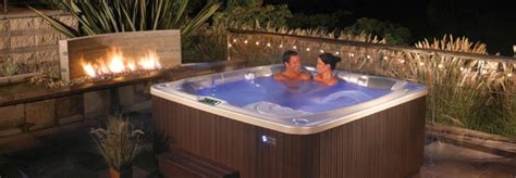 Some available dimensions for jacuzzi are 3.5 ft in lenght by 4. What's the Difference Between a Jacuzzi and a Hot Tub ...
