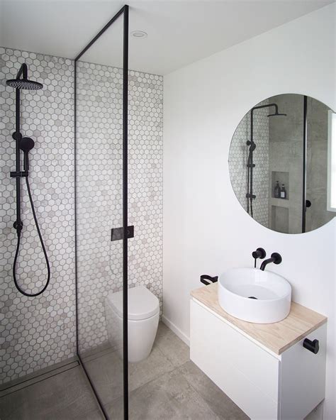 43 Amazing Bathroom Shower Ideas For Tiny House Modern Small