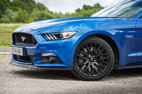 2017 Ford Mustang Gt Review 🏎️