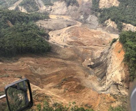 Papua New Guinea Earthquake At Least 14 Killed Amid Landslides Bbc News