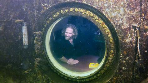 Florida Professor Resurfaces After A Record 100 Days Living Underwater