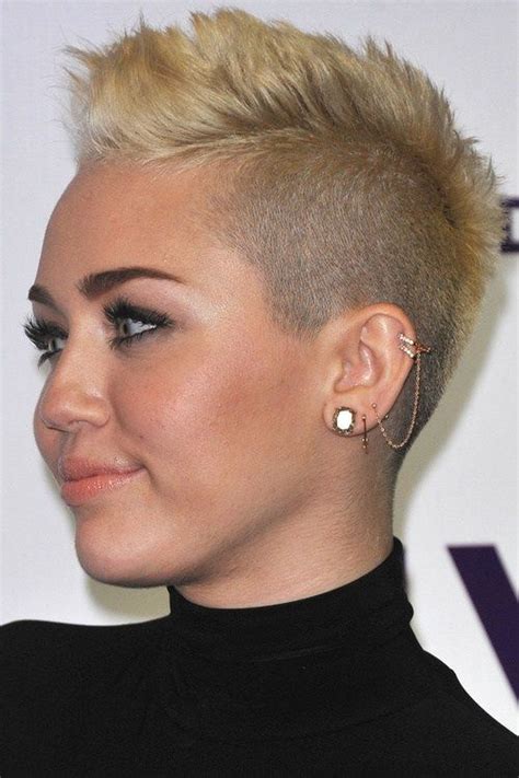 Fashion S Razor Edge The Latest Super Short Hairstyles For Women Short Hair Mohawk Mohawk