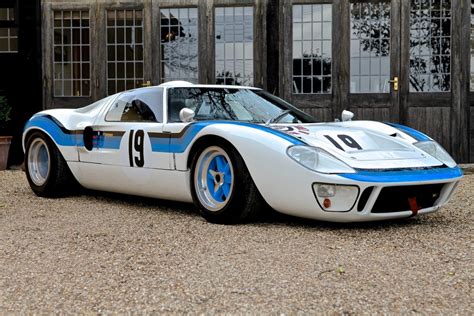 The story in a nutshell: The Ford GT40 Mk I And How It Came To Be