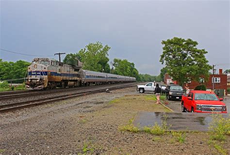 D8 On The Pennsylvanian Amtrak D8 32bwh Leads The Westboun Flickr