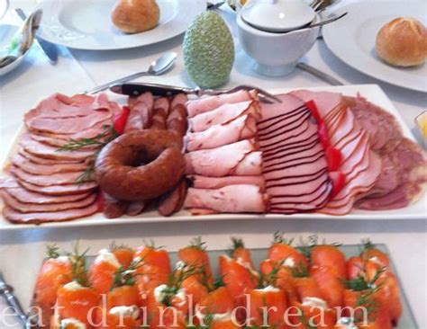 As a proper feast, the easter breakfast in poland would not be the same without desserts, too. polish_brekkie1.jpg 510×394 pixels | Polish easter, Food ...