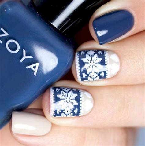 15 Ugly Christmas Sweater Nails To Ring In The Season